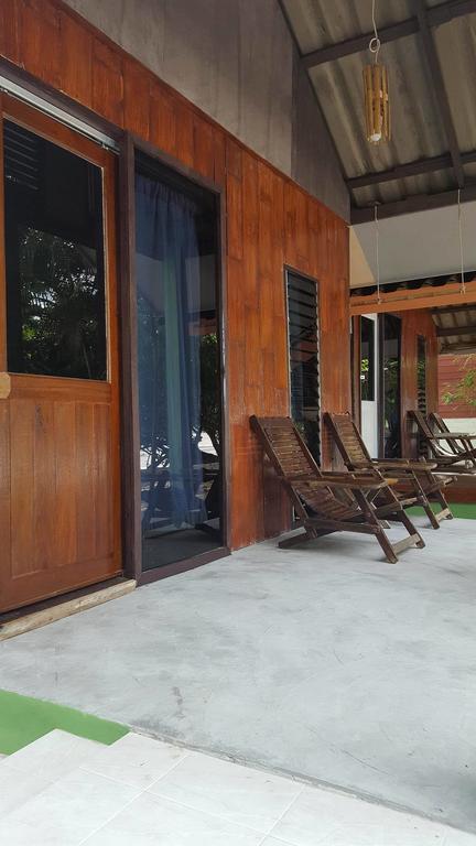 Vijit Bungalow Koh Phayam Buitenkant foto