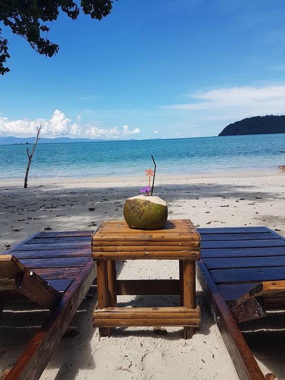 Vijit Bungalow Koh Phayam Buitenkant foto