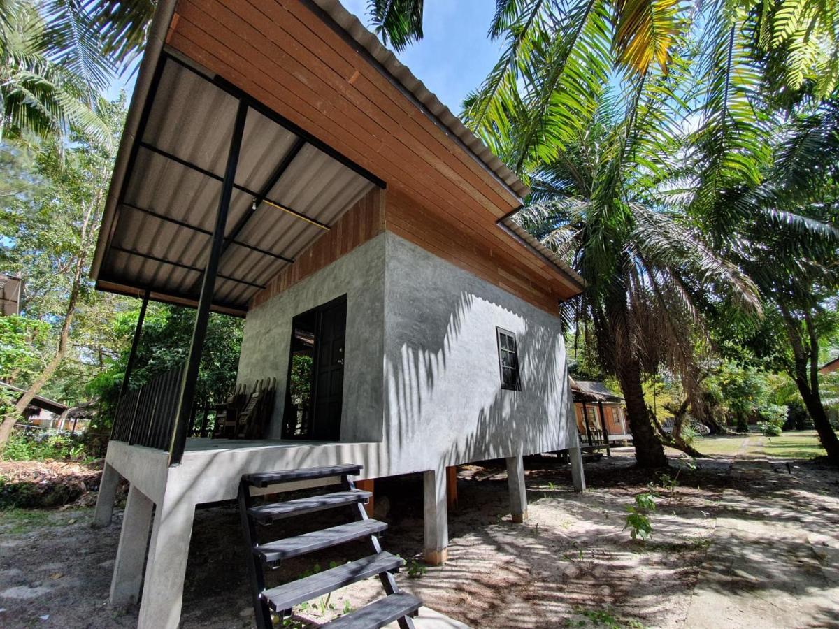 Vijit Bungalow Koh Phayam Buitenkant foto